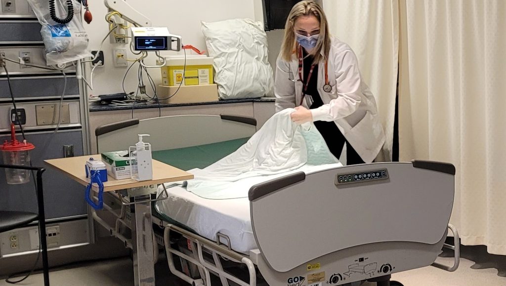 Lindsay MacArthur in the ACTU clinic